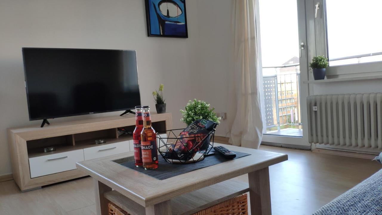 Zen Apartments - Geraumig Fur 4 - Zentral - Balkon - Netflix 卡尔斯鲁厄 外观 照片
